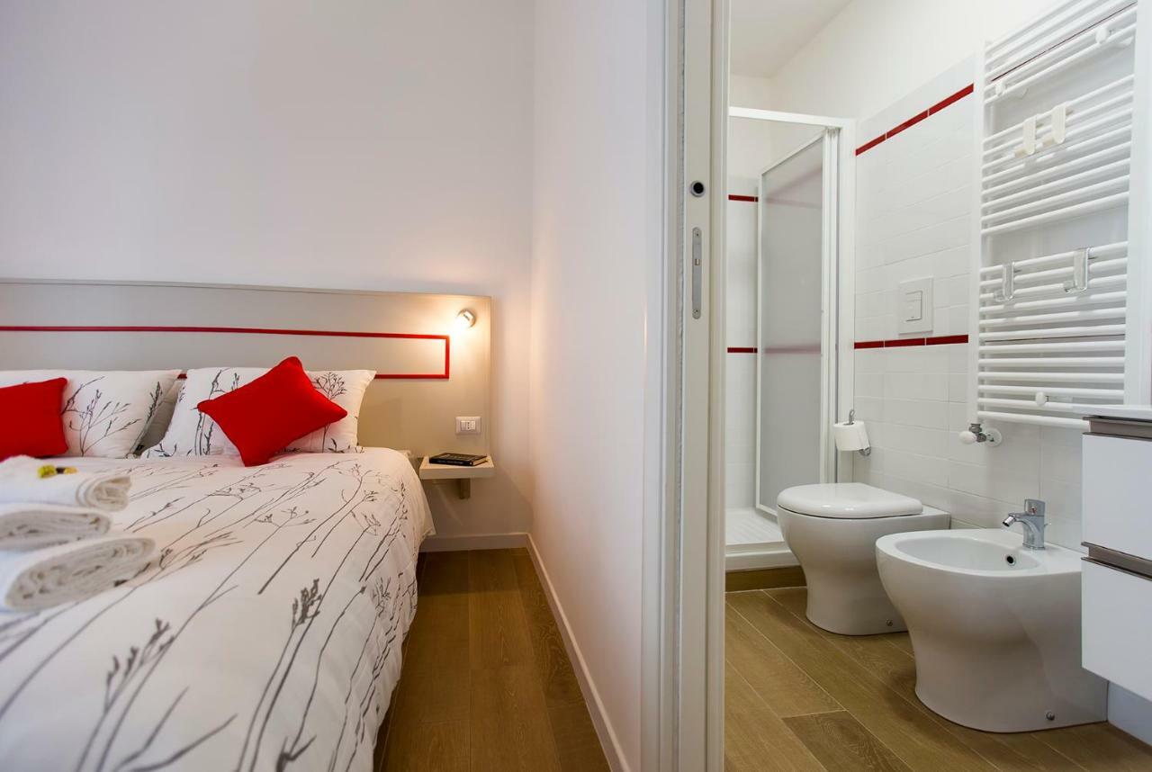 Jolie Julie Accomodation 萨萨里 外观 照片