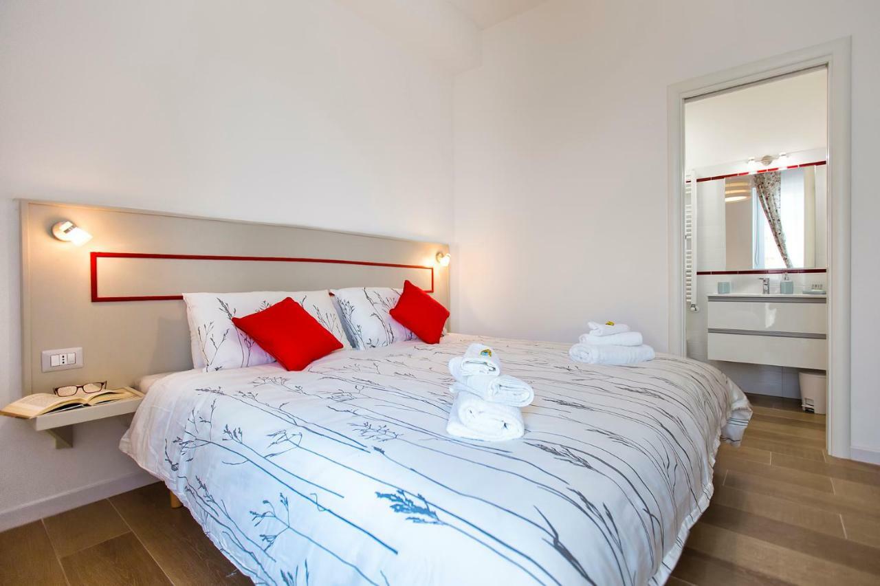 Jolie Julie Accomodation 萨萨里 外观 照片